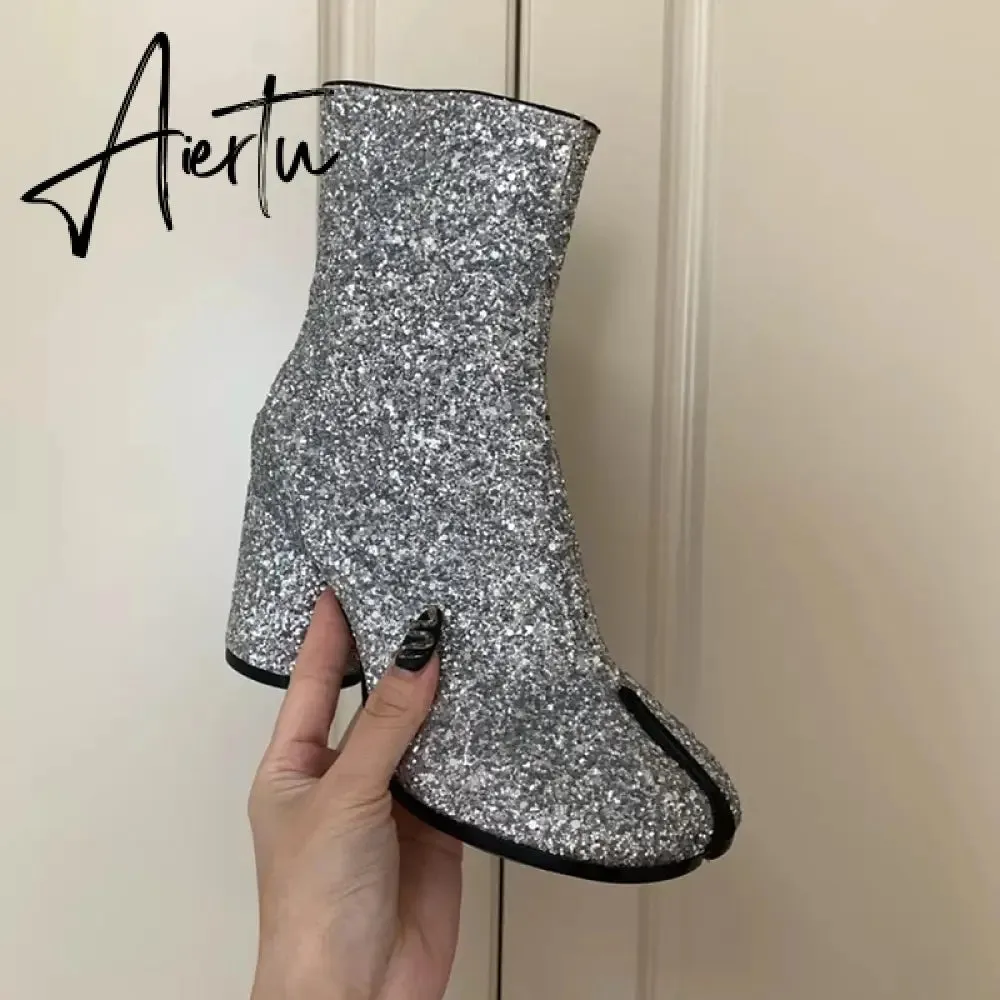 Aiertu Luxury Brand Designer Split Toe Ankle Boots New Fashion Chunky Round High Heels Women Boots Winter Tabi Shoes Short Boots