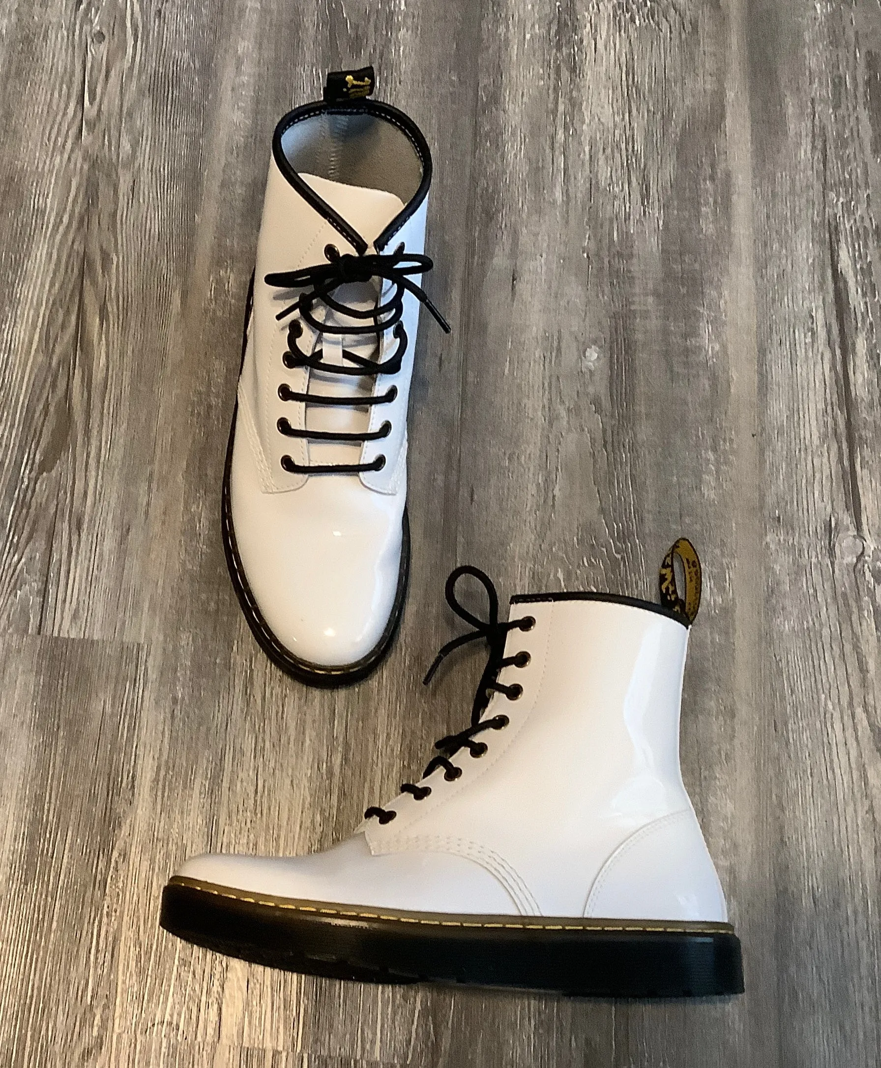 Boots Combat By Dr Martens  Size: 9