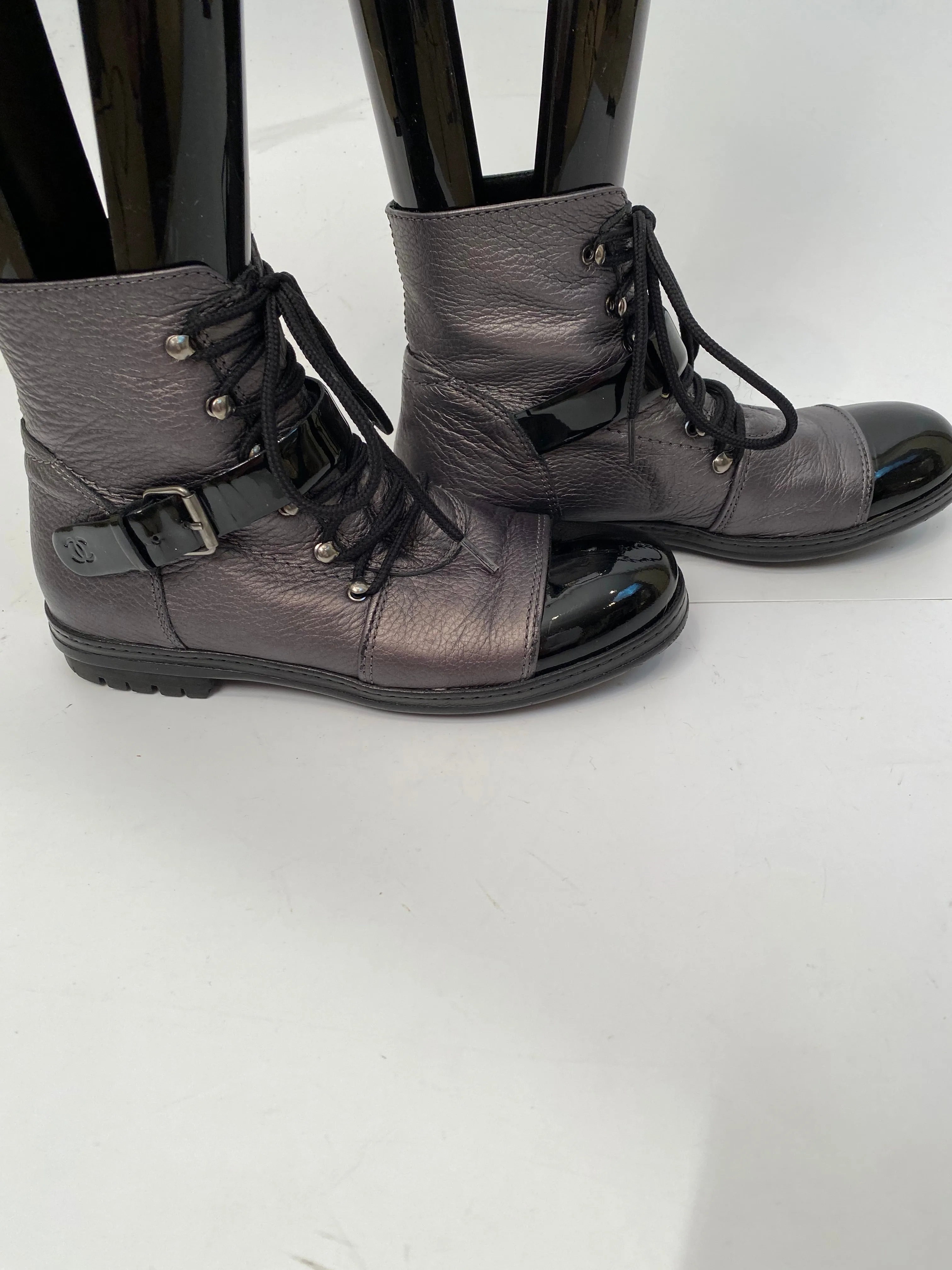 Chanel 05, 2005 metallic Grey black patent leather biker combat short ankle boots boots EU 37 US 6/6.5