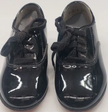 Cirilo -- Boy's Character Oxford -- Black Patent