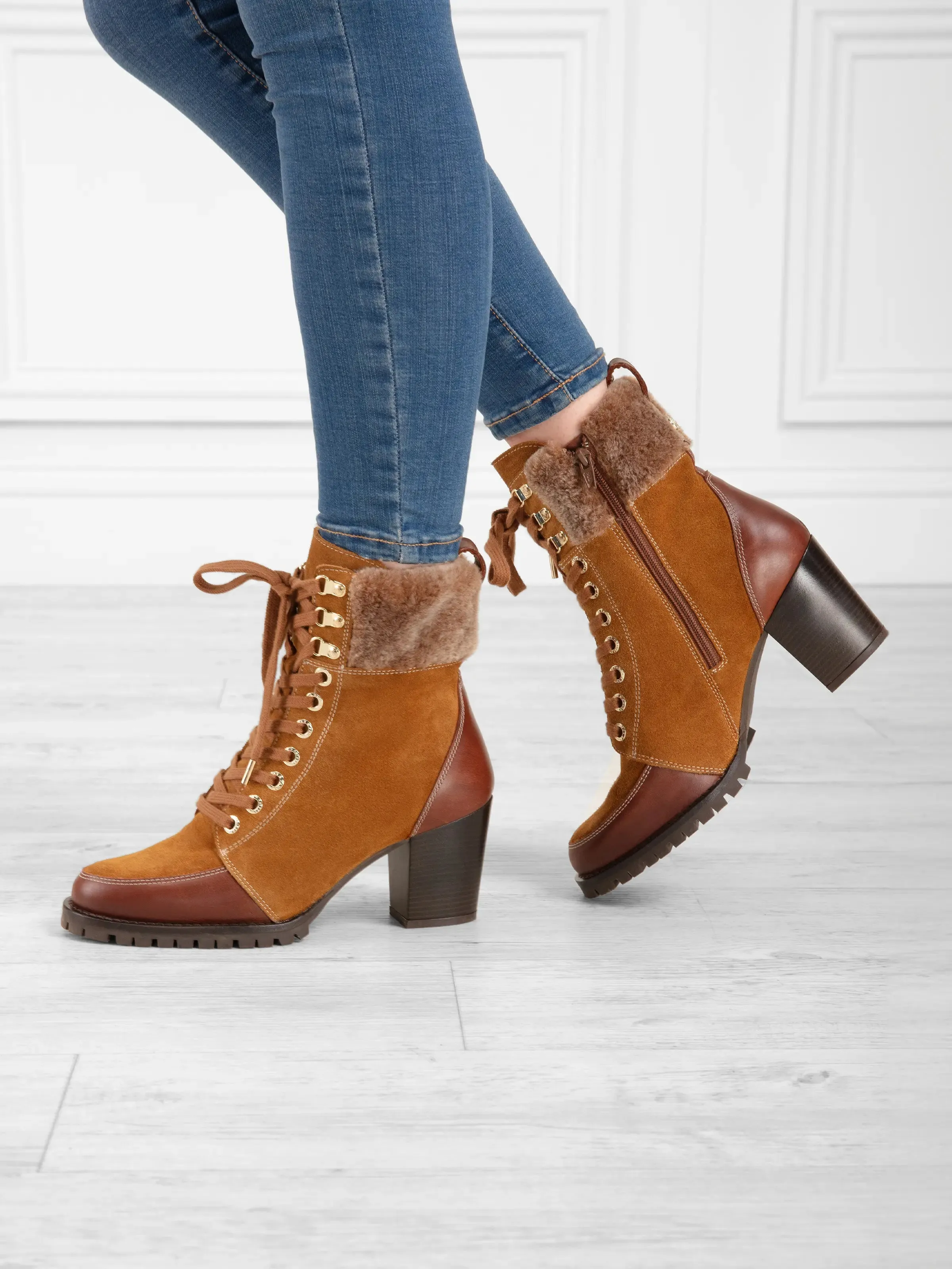 Heeled Uxbridge - Tan Suede