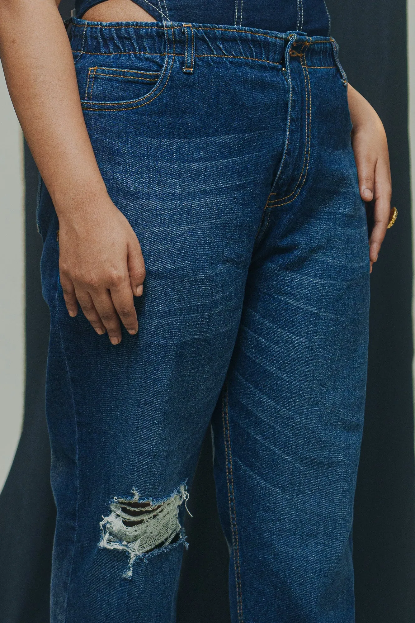 Indigo Elasticated Distress Mom Jeans