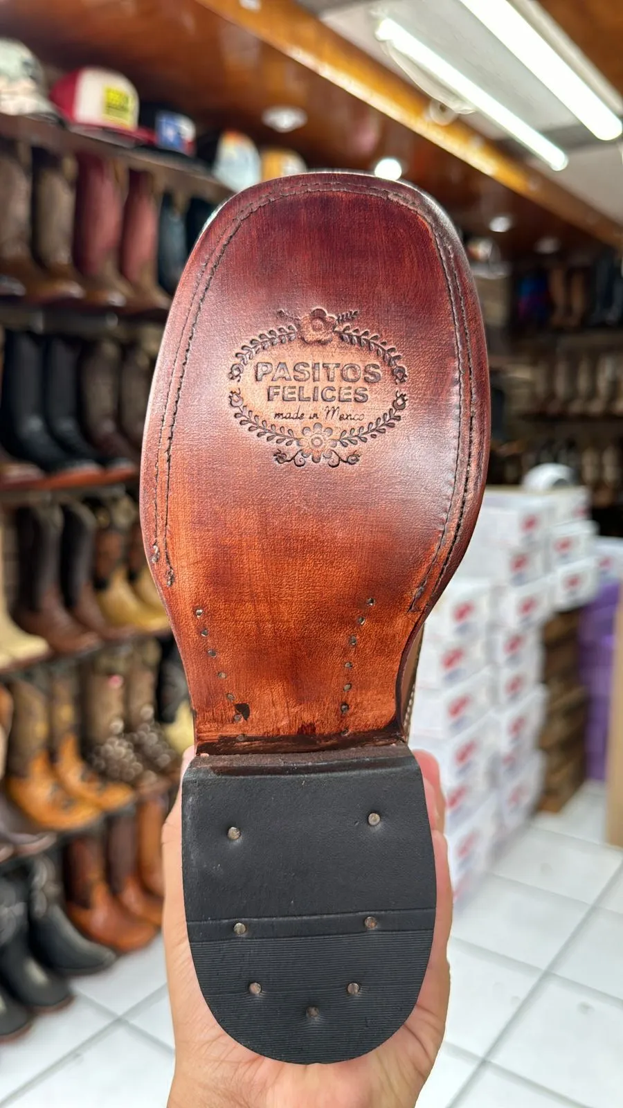 Men Botas Lacer/ WIDE women - Tan Leather Tooled Wide Boots