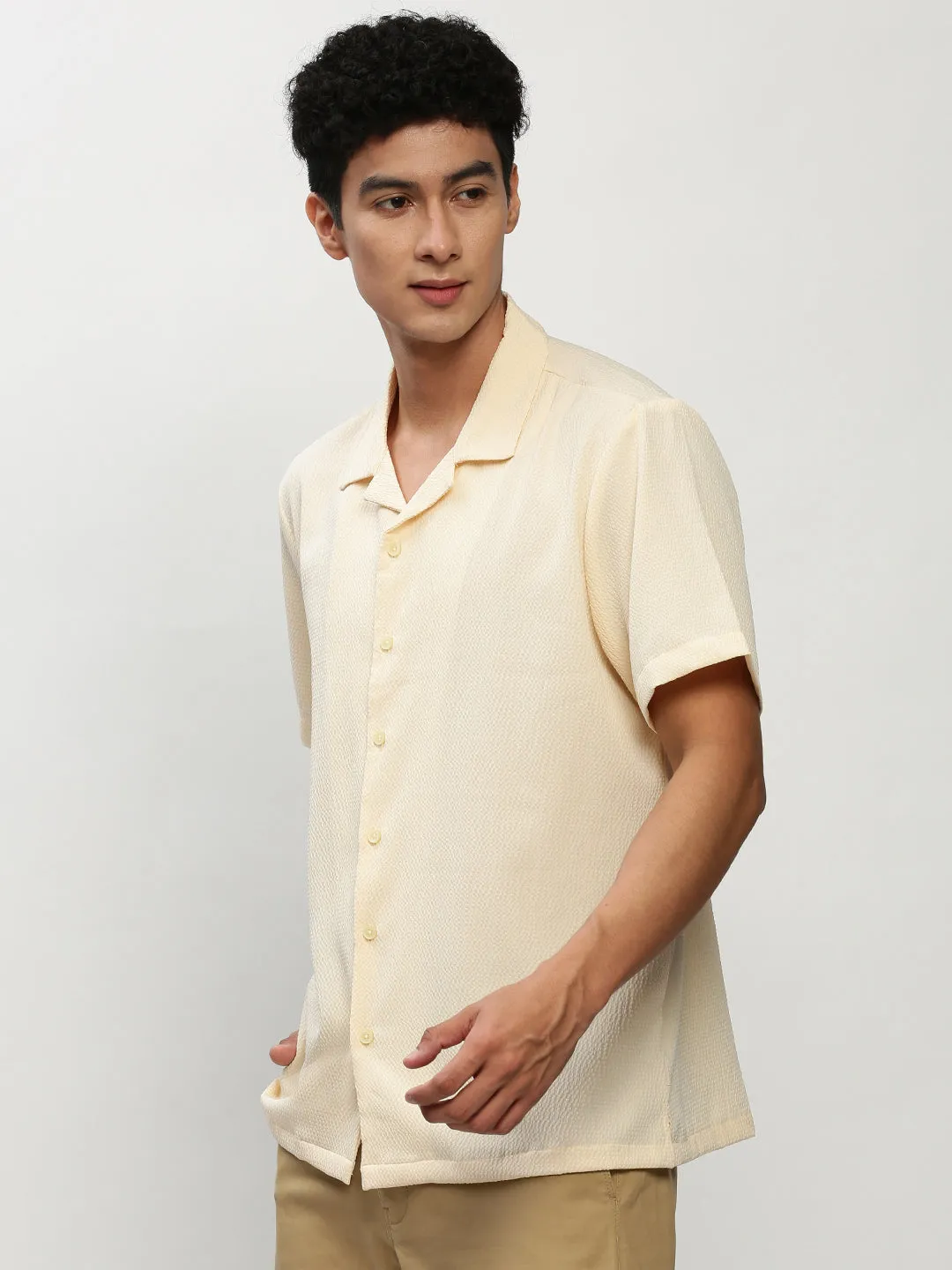 Men Cream Solid Casual Casual Shirts