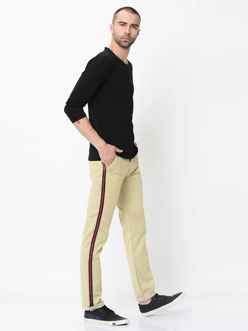 Men's Off White Cotton Blend Solid Slim Fit Casual Trouser