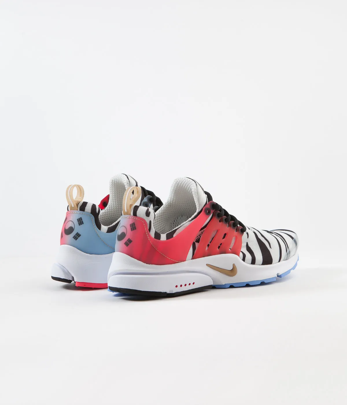 Nike Air Presto Shoes - White / Metallic Gold - Black - Red Orbit