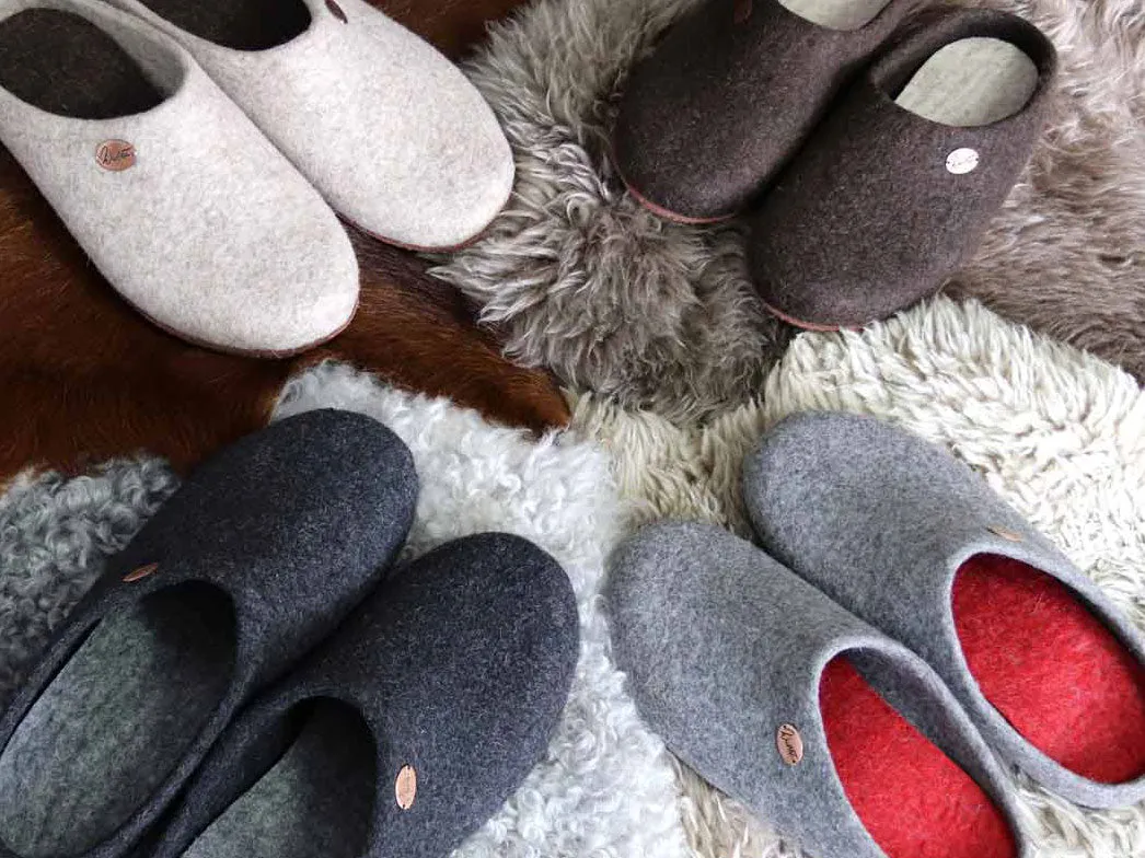 WoolFit® handmade Felt Slippers | Classic, graphite